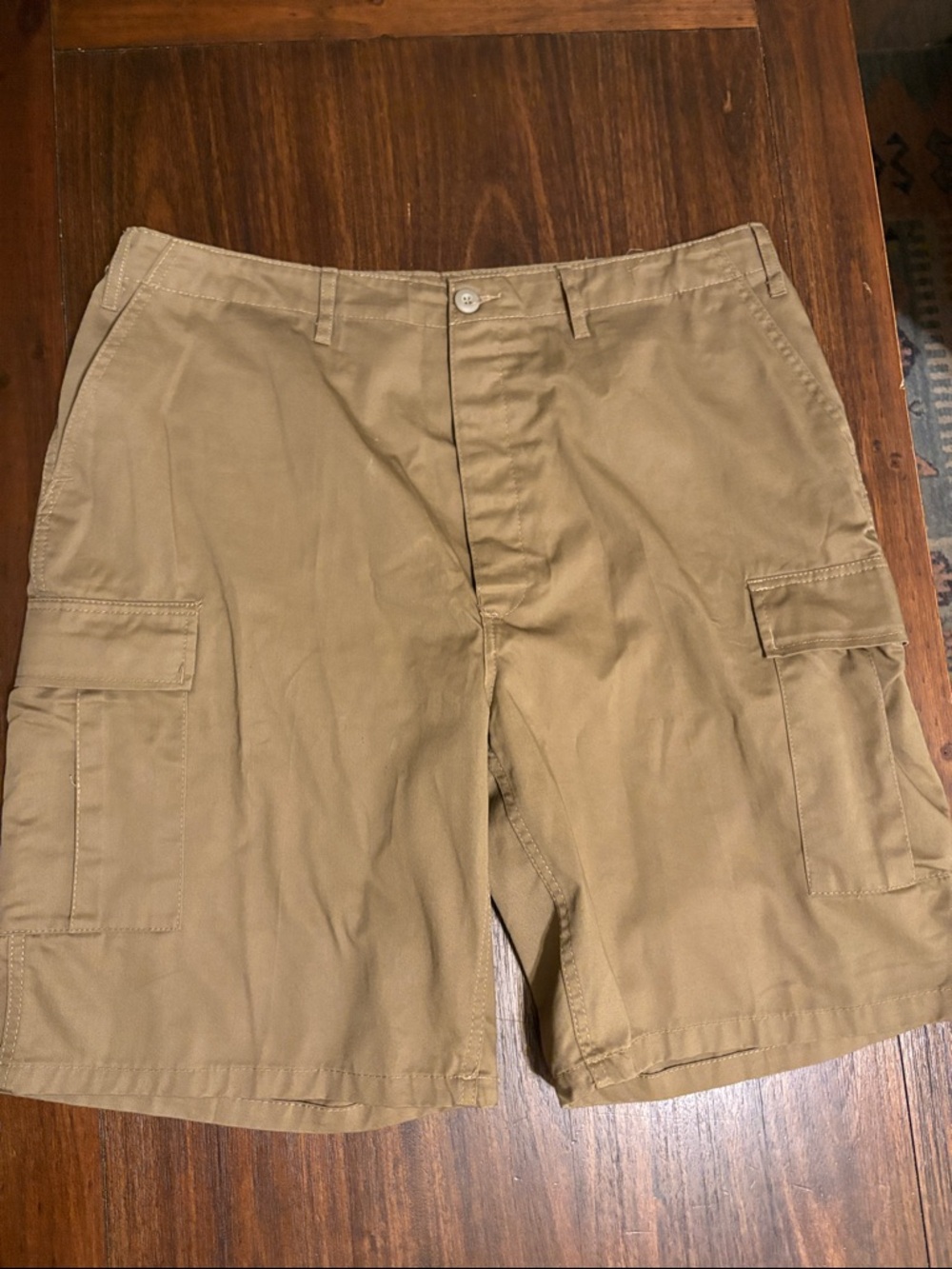 Men's Cargo Shorts in Khaki - Classic Chino Style